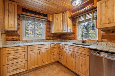 3521 Fire Trail Eveleth MN 55734