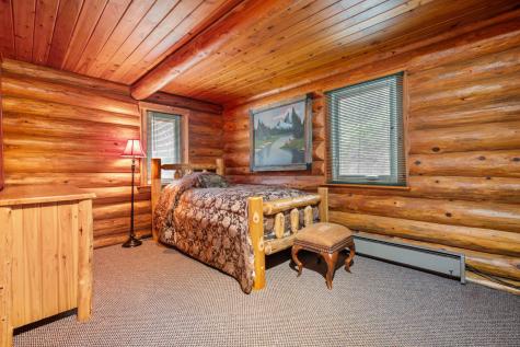 3521 Fire Trail Eveleth MN 55734