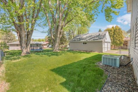 2105 Quartz Lane Eagan MN 55122