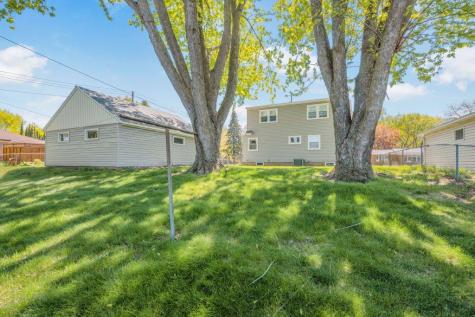 2105 Quartz Lane Eagan MN 55122