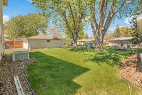 2105 Quartz Lane Eagan MN 55122