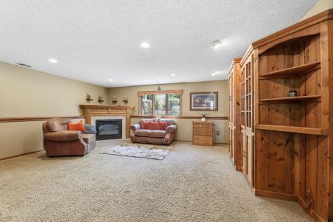 1564 Lamotte Circle Lino Lakes MN 55038