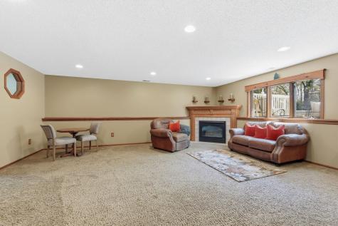 1564 Lamotte Circle Lino Lakes MN 55038