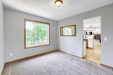 7710 Jonathan Avenue S Cottage Grove MN 55016