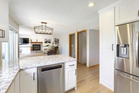 7710 Jonathan Avenue S Cottage Grove MN 55016