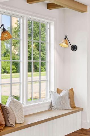 956 Mississippi River Boulevard S Saint Paul MN 55116