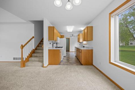 9804 Hamlet Lane S Cottage Grove MN 55016