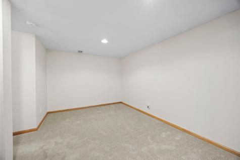 9804 Hamlet Lane S Cottage Grove MN 55016