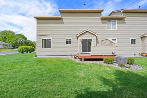 9804 Hamlet Lane S Cottage Grove MN 55016