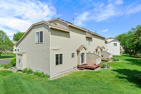 9804 Hamlet Lane S Cottage Grove MN 55016