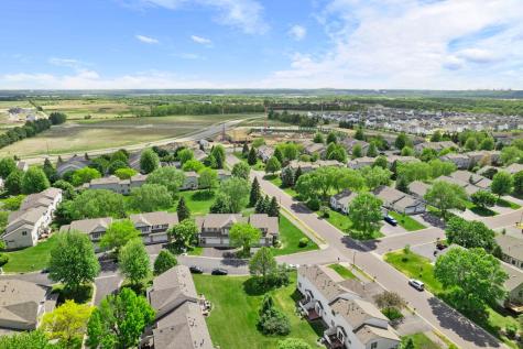 9804 Hamlet Lane S Cottage Grove MN 55016