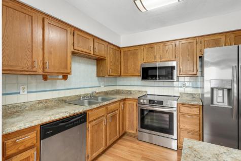 4127 Meadowlark Point Eagan MN 55122