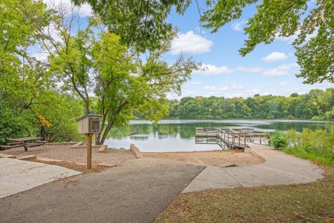 4127 Meadowlark Point Eagan MN 55122