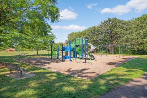 4127 Meadowlark Point Eagan MN 55122
