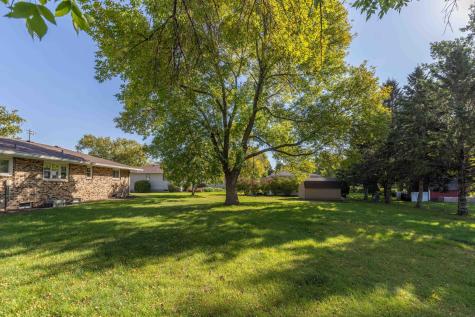 604 5th Avenue SE Barnesville MN 56514