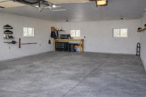 114 Pine Street NW New London MN 56273