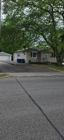 5815 42nd Avenue N Robbinsdale MN 55422
