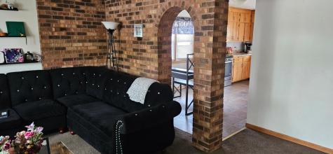 5815 42nd Avenue N Robbinsdale MN 55422