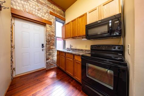 19 2nd Avenue SE Fairfax MN 55332