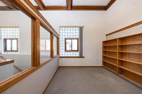 19 2nd Avenue SE Fairfax MN 55332