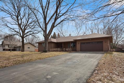 828 Brookwood Lane Sartell MN 56377
