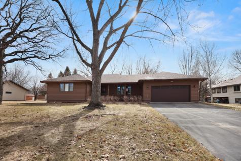 828 Brookwood Lane Sartell MN 56377