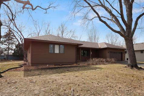 828 Brookwood Lane Sartell MN 56377