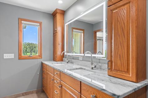 1413 27th Street NW Austin MN 55912