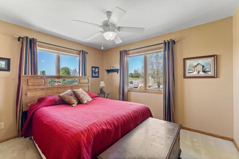 1413 27th Street NW Austin MN 55912