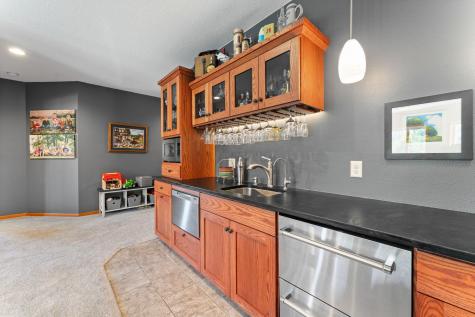 1413 27th Street NW Austin MN 55912