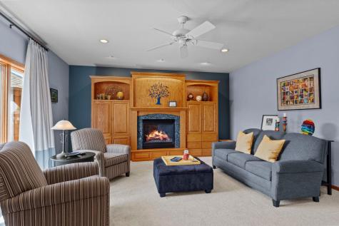 1413 27th Street NW Austin MN 55912