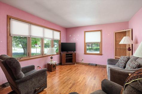 503 S 9th Street La Crescent MN 55947