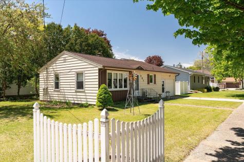503 S 9th Street La Crescent MN 55947