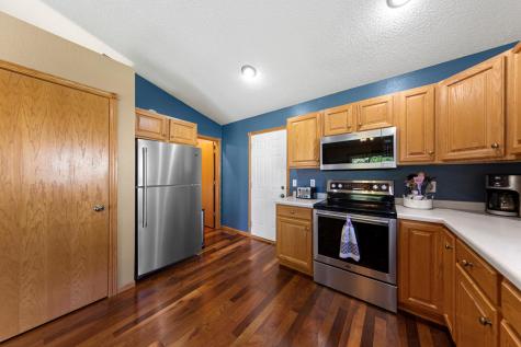 425 Hazeltine Place NE Owatonna MN 55060