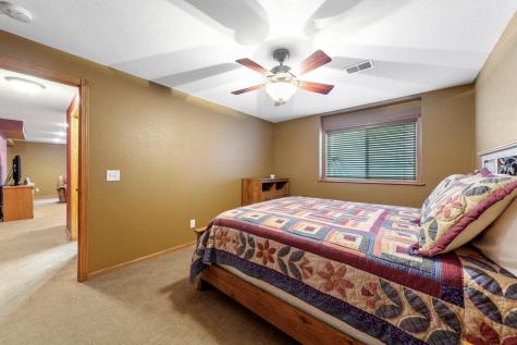 425 Hazeltine Place NE Owatonna MN 55060
