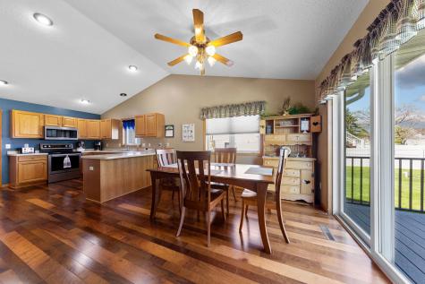 425 Hazeltine Place NE Owatonna MN 55060