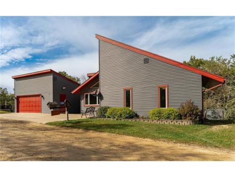 56381 400th Avenue Zumbro Falls MN 55991