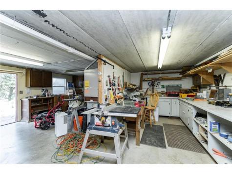 56381 400th Avenue Zumbro Falls MN 55991