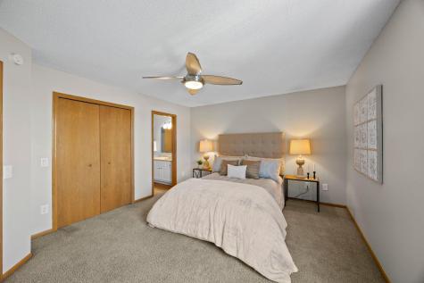 12941 Harriet Avenue S Burnsville MN 55337