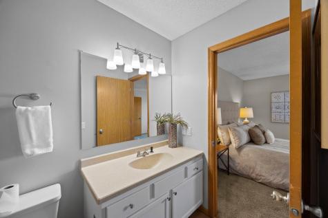 12941 Harriet Avenue S Burnsville MN 55337