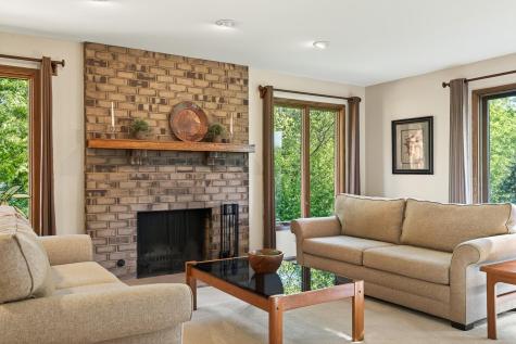 4900 Larson Road Shoreview MN 55126
