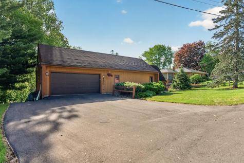 4900 Larson Road Shoreview MN 55126