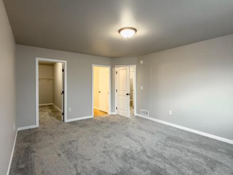 6227 87th Avenue S Horace ND 58047