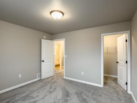 6227 87th Avenue S Horace ND 58047