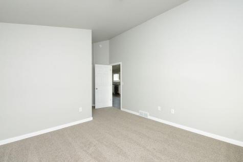 1043 Barnes Drive W West Fargo ND 58078