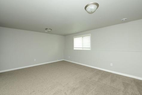 1043 Barnes Drive W West Fargo ND 58078