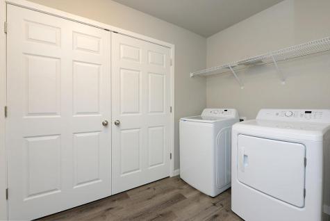 1043 Barnes Drive W West Fargo ND 58078