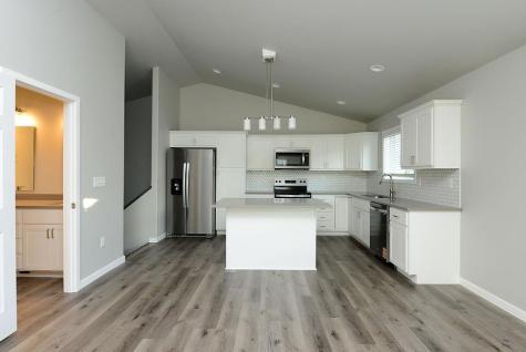 1043 Barnes Drive W West Fargo ND 58078