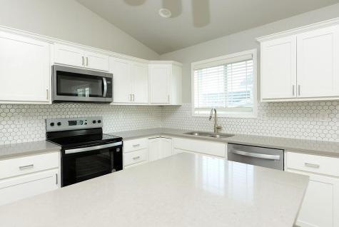 1043 Barnes Drive W West Fargo ND 58078