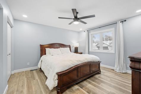 2129 Arkwright Street Maplewood MN 55117